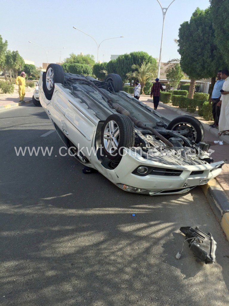 انقلاب أصاب شخصا في «العيون»